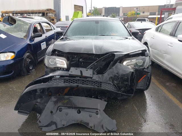 2C3CCABG2JH249423 Chrysler 300
