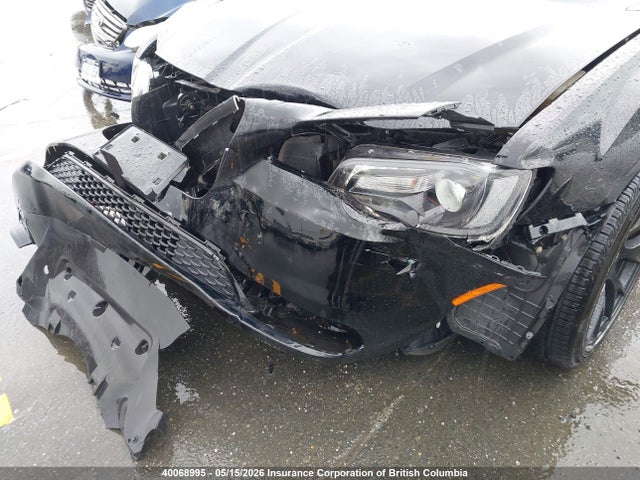2C3CCABG2JH249423 Chrysler 300