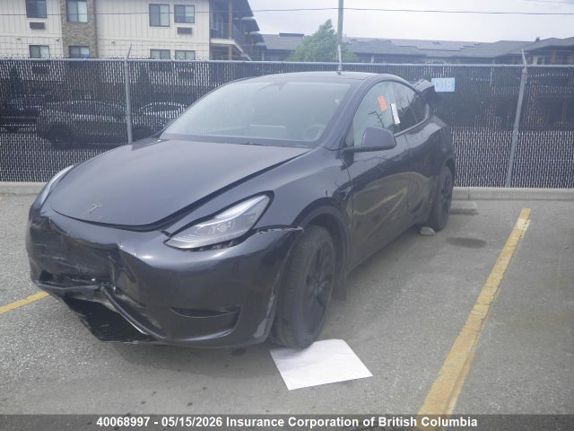 2025 Tesla Model Y მანქანა იყიდება აუქციონზე, vin: 7SAYGDED8SF293560, აუქციონის ნომერი: 40068997