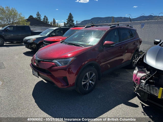 2018 Toyota Rav4 მანქანა იყიდება აუქციონზე, vin: 2T3BFREV5JW843981, აუქციონის ნომერი: 40069002