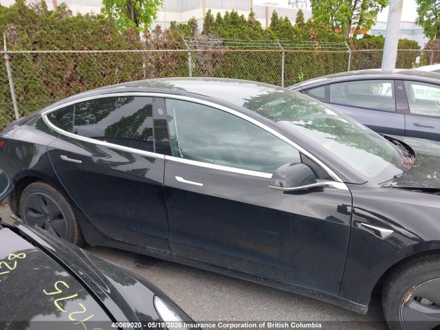 Продажа на аукционе авто 2019 Tesla Model 3, vin: 5YJ3E1EA3KF399609, номер лота: 40069020