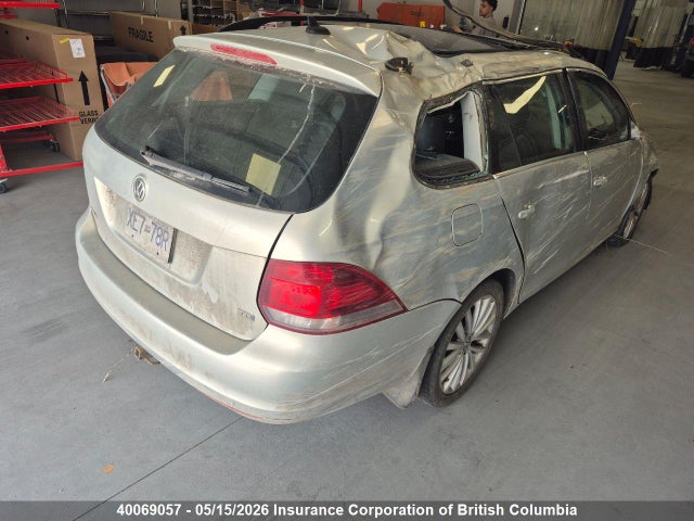 Продажа на аукционе авто 2012 Volkswagen Golf, vin: 3VWPL7AJ9CM645492, номер лота: 40069057