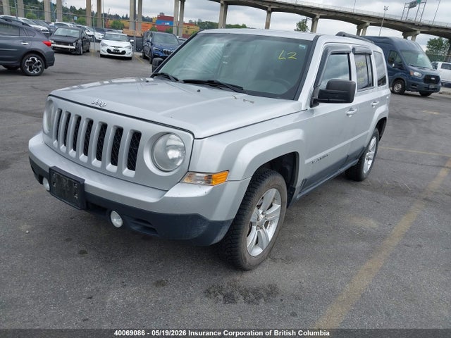 40069086 :رقم المزاد ، 1C4NJRAB3CD549275 vin ، 2012 Jeep Patriot Sport/north مزاد بيع