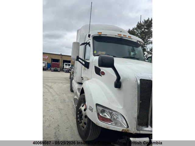 Aukcja sprzedaży 2015 Peterbilt 579, vin: 1XPBDP9XXFD267118, numer aukcji: 40069087