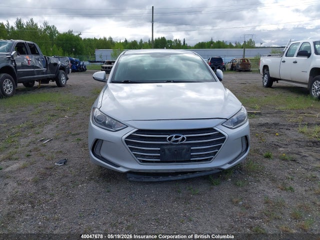 2017 Hyundai Elantra Se/value/limited მანქანა იყიდება აუქციონზე, vin: KMHD84LF5HU304877, აუქციონის ნომერი: 40047678