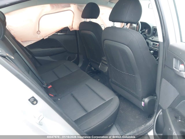 2017 Hyundai Elantra Se/value/limited მანქანა იყიდება აუქციონზე, vin: KMHD84LF5HU304877, აუქციონის ნომერი: 40047678
