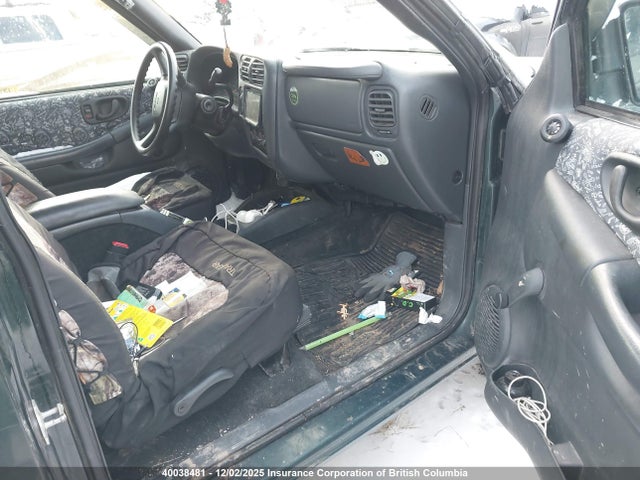 40038481 :رقم المزاد ، 1GKCT18X65K113544 vin ، 2005 Gmc Jimmy Sls مزاد بيع