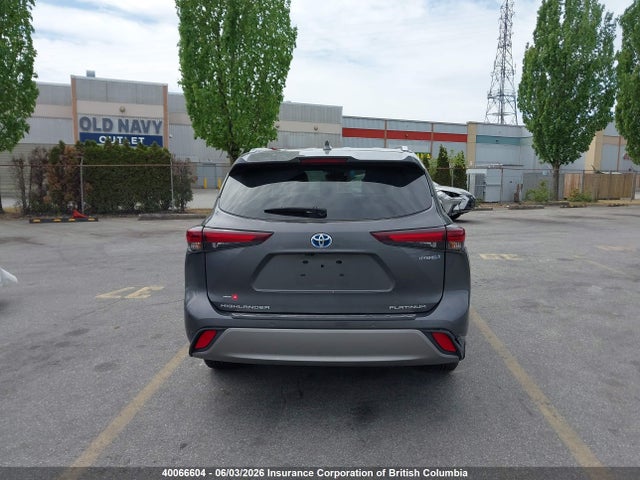 Auction sale of the 2024 Toyota Highlander Hybrid Limited/hybrid Platinum, vin: 5TDEBRCH4RS628319, lot number: 40066604