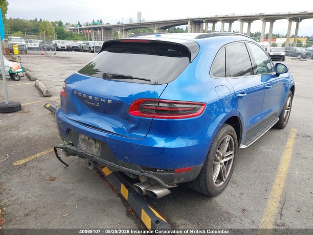 40069107 :رقم المزاد ، WP1AB2A55HLB12886 vin ، 2017 Porsche Macan مزاد بيع
