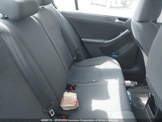 2013 Volkswagen Jetta მანქანა იყიდება აუქციონზე, vin: 3VW2K7AJ4DM442623, აუქციონის ნომერი: 40069118