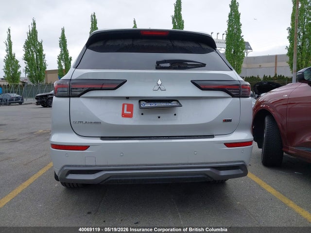 JA4J4WA84SZ621119 Mitsubishi Outlander Sel