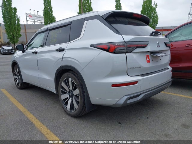 JA4J4WA84SZ621119 Mitsubishi Outlander Sel