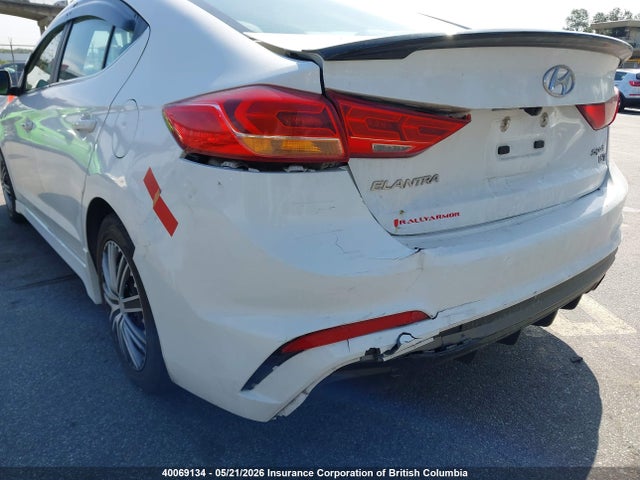 2017 Hyundai Elantra Sport მანქანა იყიდება აუქციონზე, vin: KMHD04LB7HU323855, აუქციონის ნომერი: 40069134
