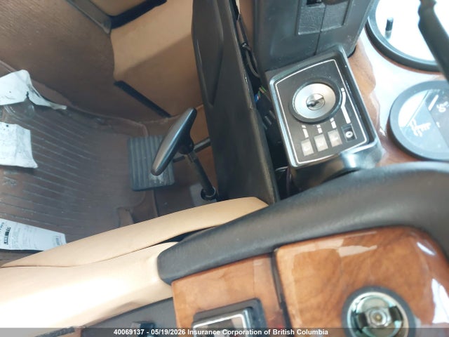 40069137 :رقم المزاد ، SAJAV1346HC463735 vin ، 1987 Jaguar Xj6 مزاد بيع
