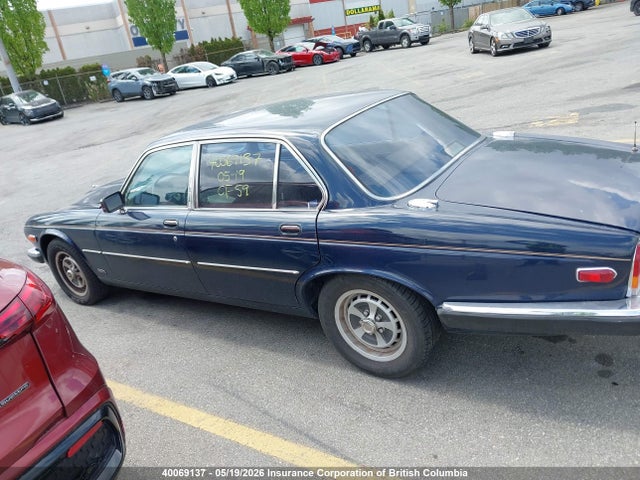40069137 :رقم المزاد ، SAJAV1346HC463735 vin ، 1987 Jaguar Xj6 مزاد بيع