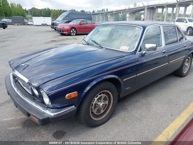 40069137 :رقم المزاد ، SAJAV1346HC463735 vin ، 1987 Jaguar Xj6 مزاد بيع