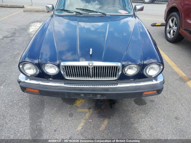 40069137 :رقم المزاد ، SAJAV1346HC463735 vin ، 1987 Jaguar Xj6 مزاد بيع