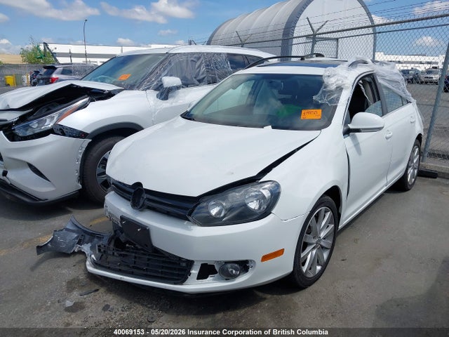 40069153 :رقم المزاد ، 3VWPL7AJ0EM613761 vin ، 2014 Volkswagen Golf مزاد بيع