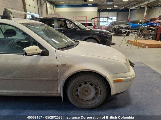 Aukcja sprzedaży 2002 Volkswagen Jetta, vin: 3VWSP69M22M143834, numer aukcji: 40069157