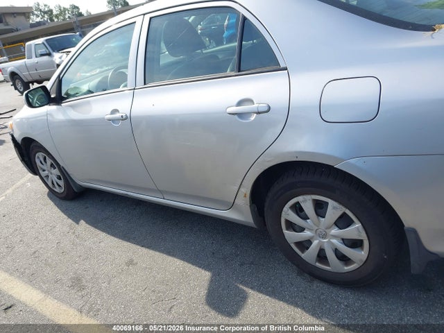40069166 :رقم المزاد ، 2T1BU4EE0AC327417 vin ، 2010 Toyota Corolla S/le/xle مزاد بيع