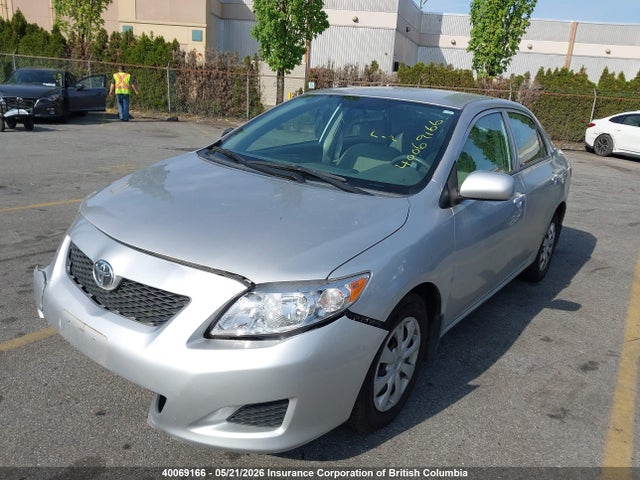 40069166 :رقم المزاد ، 2T1BU4EE0AC327417 vin ، 2010 Toyota Corolla S/le/xle مزاد بيع