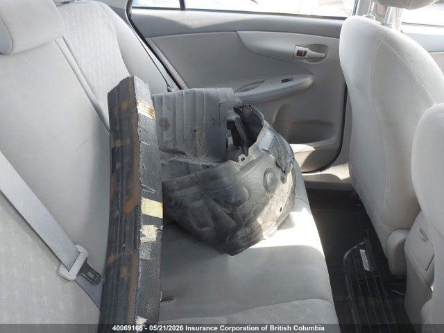 40069166 :رقم المزاد ، 2T1BU4EE0AC327417 vin ، 2010 Toyota Corolla S/le/xle مزاد بيع