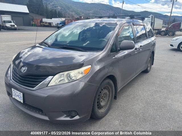 Aukcja sprzedaży 2011 Toyota Sienna Le, vin: 5TDKK3DCXBS033497, numer aukcji: 40069177