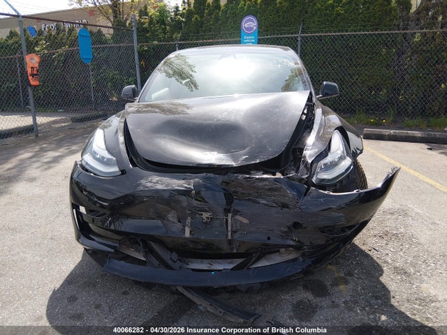 5YJ3E1EA1NF258199 Tesla Model 3 Rwd/standard Range