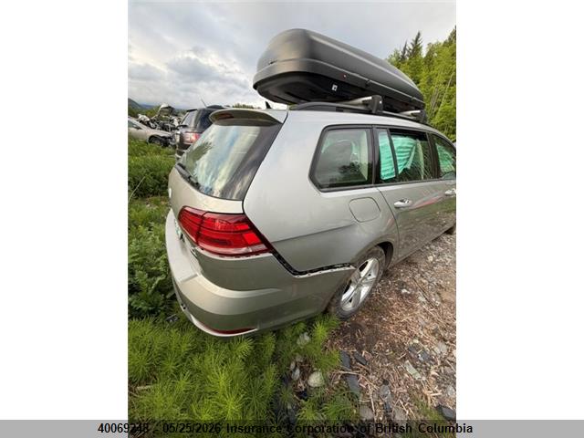 Продаж на аукціоні авто 2018 Volkswagen Golf, vin: 3VW117AU4JM764683, номер лоту: 40069248