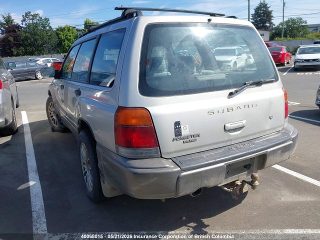 40068015 :رقم المزاد ، JF1SF6557YG705028 vin ، 2000 Subaru Forester S مزاد بيع