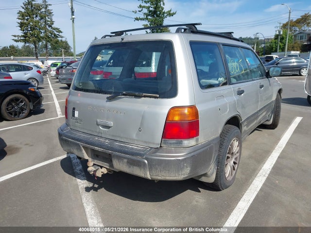 40068015 :رقم المزاد ، JF1SF6557YG705028 vin ، 2000 Subaru Forester S مزاد بيع