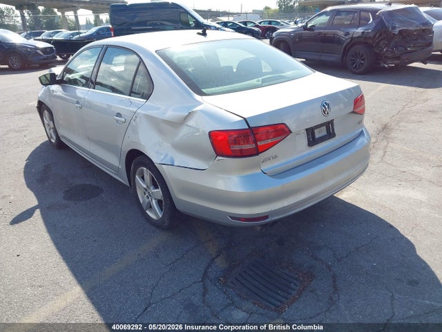3VWD07AJ4FM412541 Volkswagen Jetta