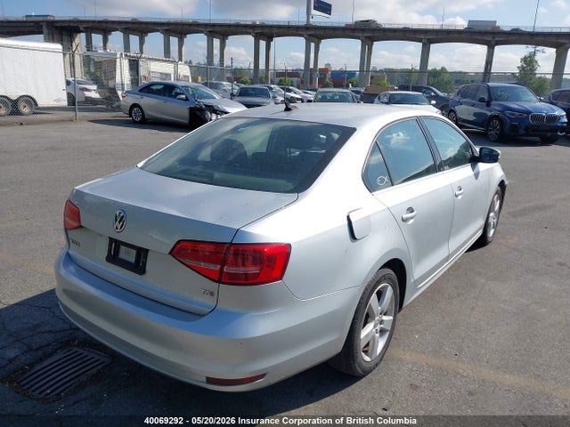 3VWD07AJ4FM412541 Volkswagen Jetta