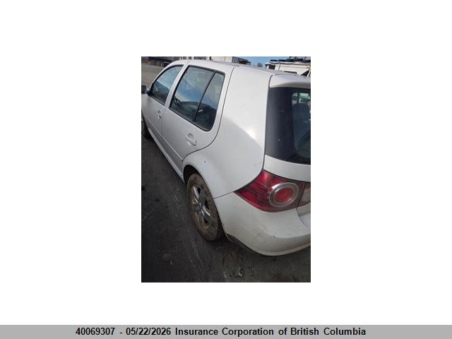 40069307 :رقم المزاد ، 9BWEL4BE6A4003014 vin ، 2010 Volkswagen Golf مزاد بيع