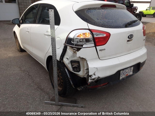Продажа на аукционе авто 2015 Kia Rio Lx, vin: KNADM5A38F6518713, номер лота: 40069349