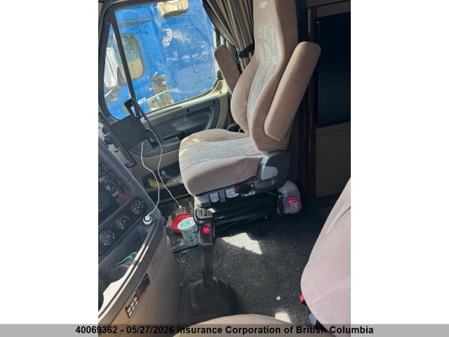 Продаж на аукціоні авто 2016 Freightliner Cascadia 125, vin: 3AKJGLBGXGSHJ6554, номер лоту: 40069362