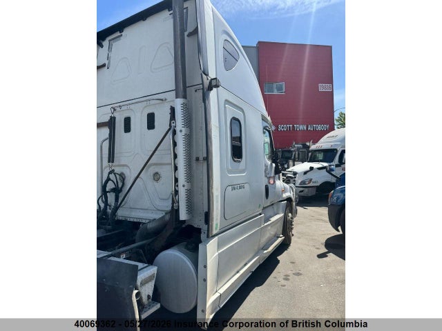 Продаж на аукціоні авто 2016 Freightliner Cascadia 125, vin: 3AKJGLBGXGSHJ6554, номер лоту: 40069362
