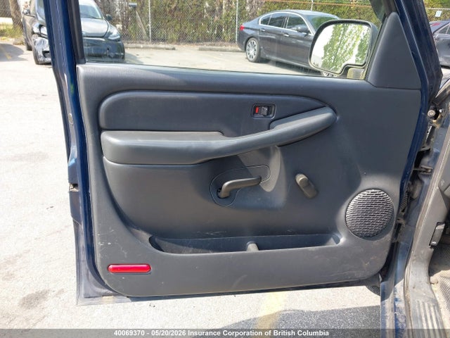 40069370 :رقم المزاد ، 1GCEC19VXXZ151869 vin ، 1999 Chevrolet Silverado C1500 مزاد بيع