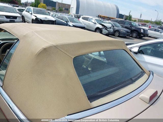 40069378 :رقم المزاد ، 1C3XU4535NF227450 vin ، 1992 Chrysler Lebaron مزاد بيع