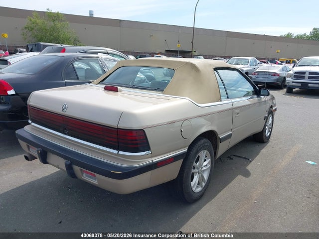 40069378 :رقم المزاد ، 1C3XU4535NF227450 vin ، 1992 Chrysler Lebaron مزاد بيع