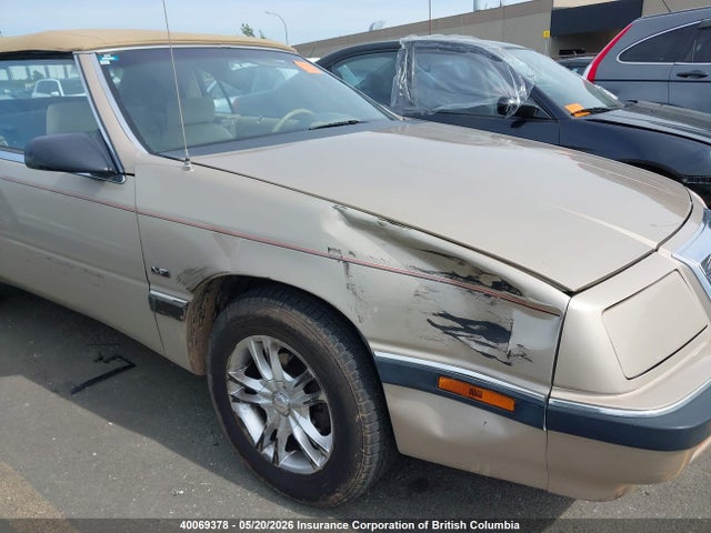40069378 :رقم المزاد ، 1C3XU4535NF227450 vin ، 1992 Chrysler Lebaron مزاد بيع