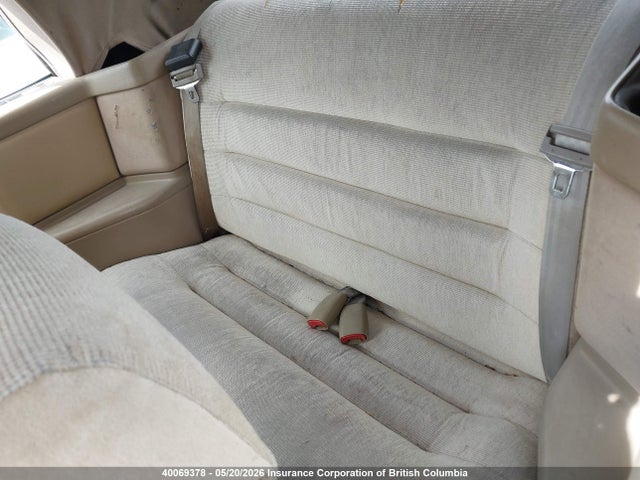 40069378 :رقم المزاد ، 1C3XU4535NF227450 vin ، 1992 Chrysler Lebaron مزاد بيع