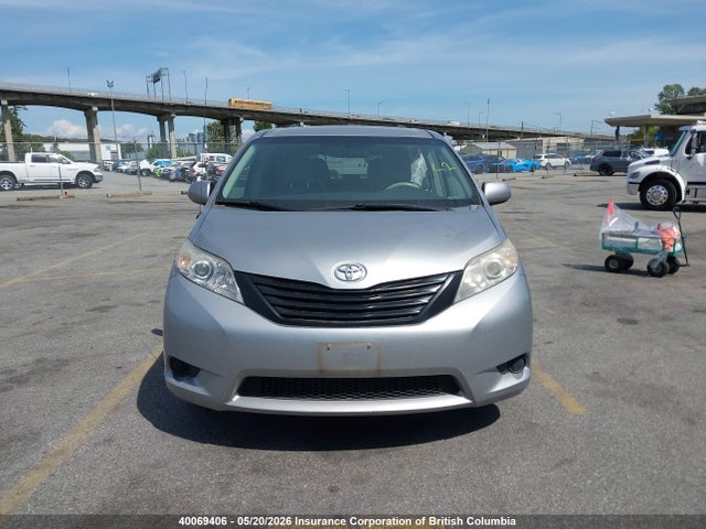 Продаж на аукціоні авто 2013 Toyota Sienna, vin: 5TDZK3DC9DS281659, номер лоту: 40069406