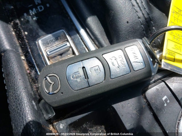 3MZBN1V7XJM264683 Mazda 3 Gs