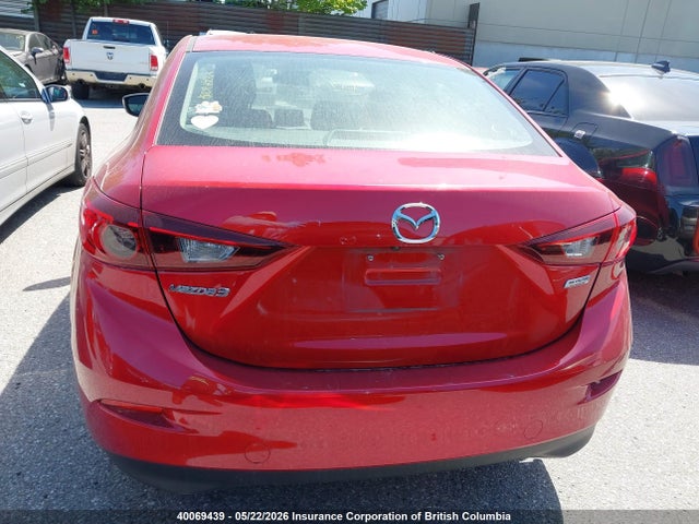3MZBN1V7XJM264683 Mazda 3 Gs
