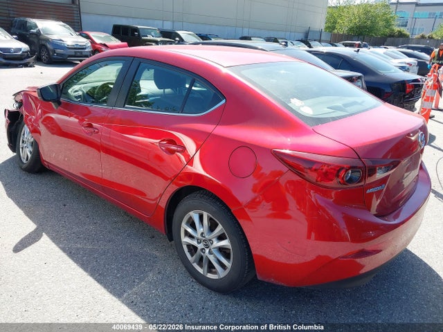 3MZBN1V7XJM264683 Mazda 3 Gs