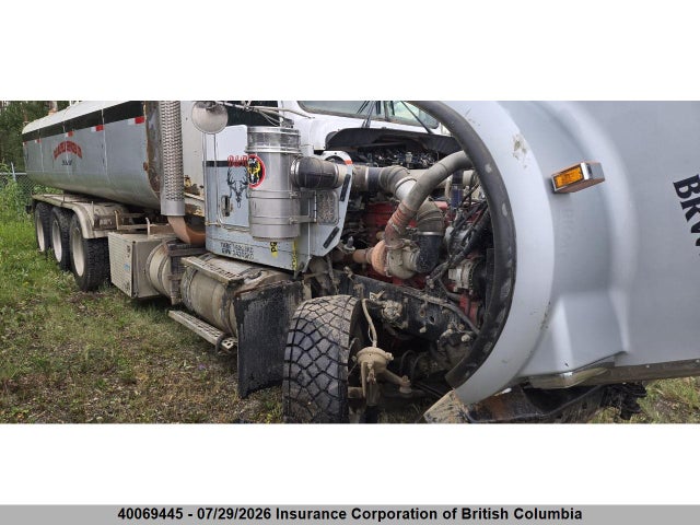 40069445 :رقم المزاد ، 1XKWP40X98R935104 vin ، 2008 Kenworth Construction W900 مزاد بيع