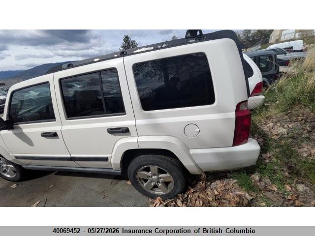 2006 Jeep Commander მანქანა იყიდება აუქციონზე, vin: 1J8HG48K06C316722, აუქციონის ნომერი: 40069452