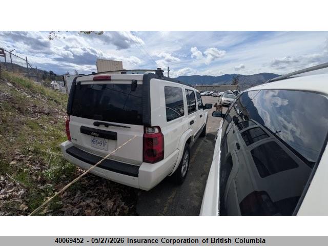2006 Jeep Commander მანქანა იყიდება აუქციონზე, vin: 1J8HG48K06C316722, აუქციონის ნომერი: 40069452
