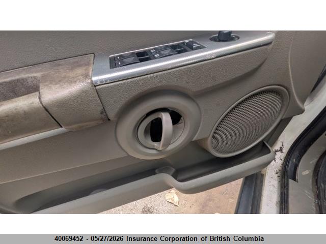 2006 Jeep Commander მანქანა იყიდება აუქციონზე, vin: 1J8HG48K06C316722, აუქციონის ნომერი: 40069452